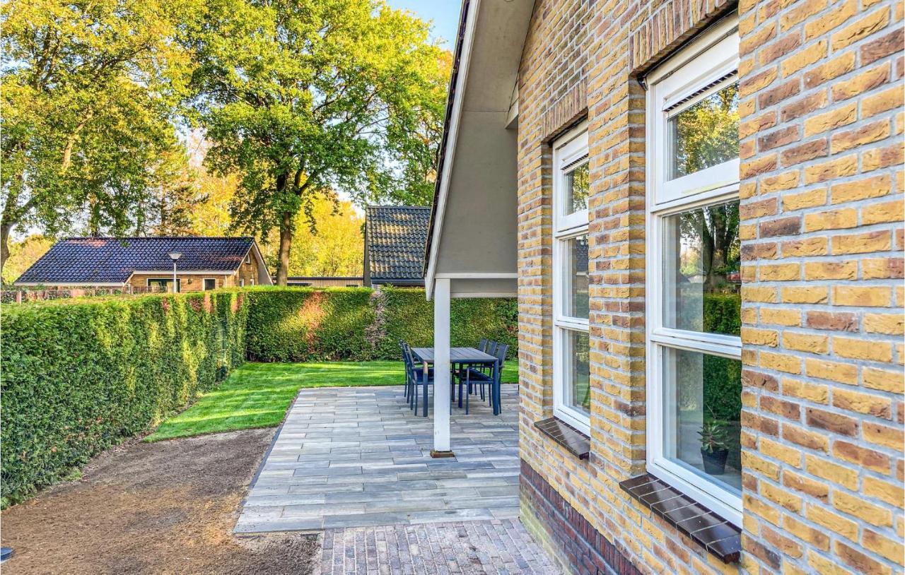 Nice Home In Putten With Kitchen Bagian luar foto